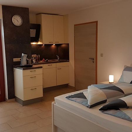 Ferienwohnung am Betzelhübel Ottweiler Exterior foto